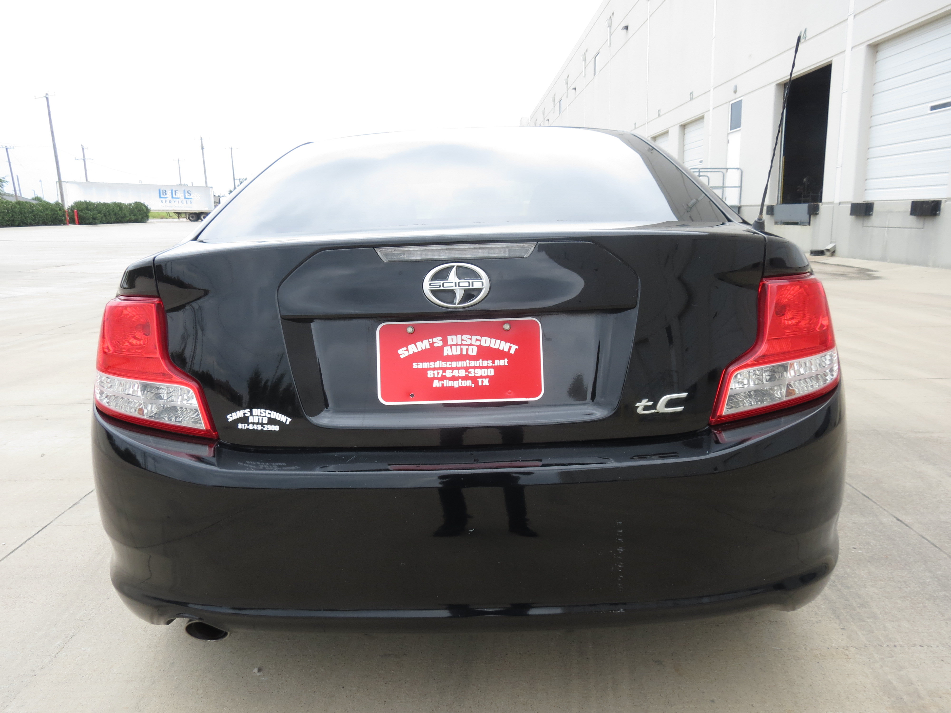 Used 2013 Scion tC FWD image 8