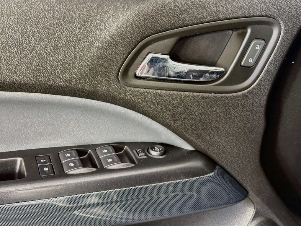 Used 2019 Chevrolet Colorado Z71 AWD/4WD image 22