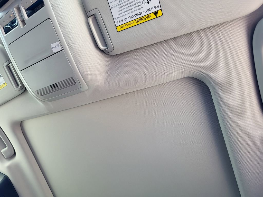 New 2026 MAZDA CX-50 AWD 2.5 Hybrid w/ Cargo Package image 18