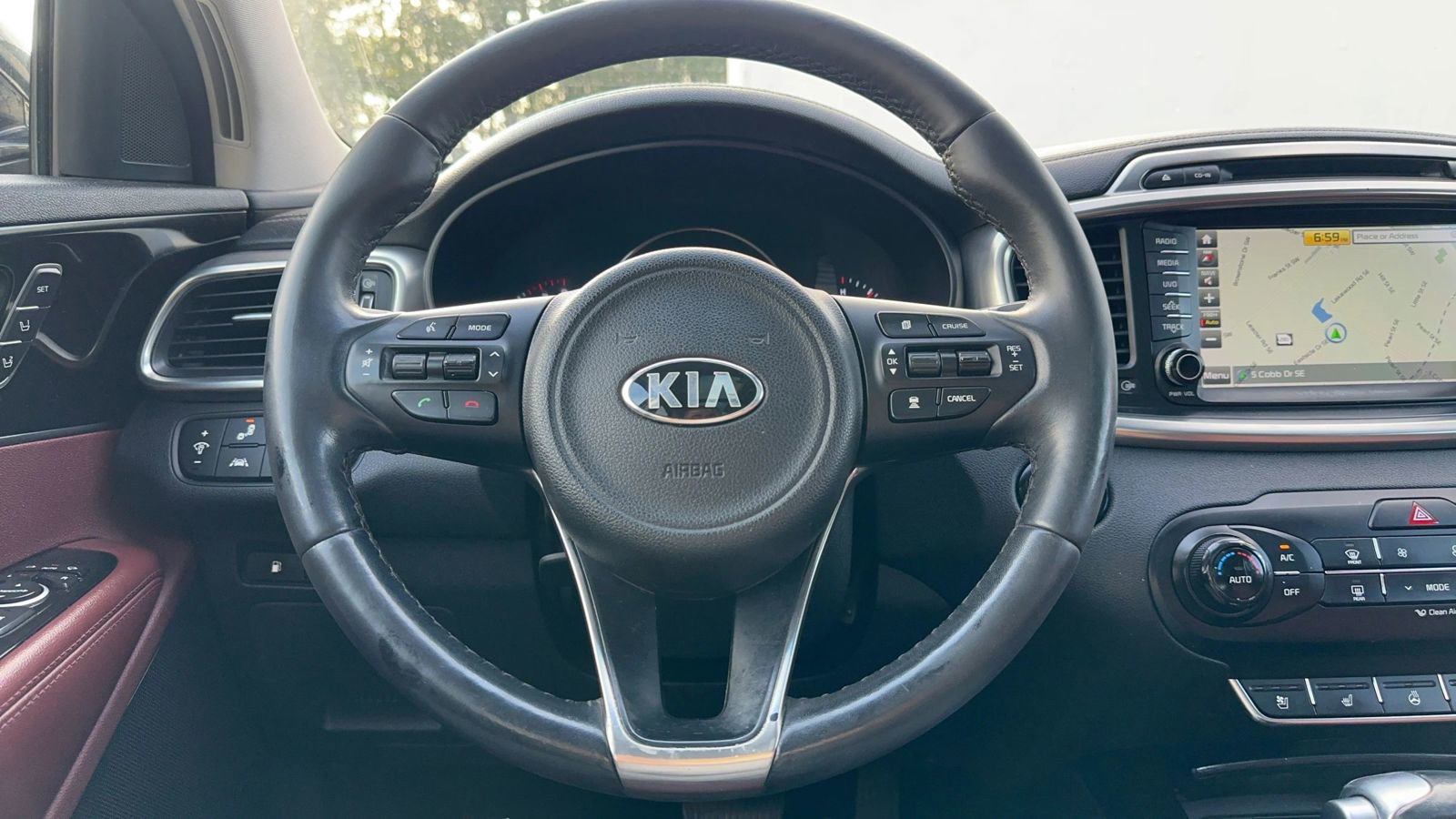 Used 2017 Kia Sorento SX FWD image 16