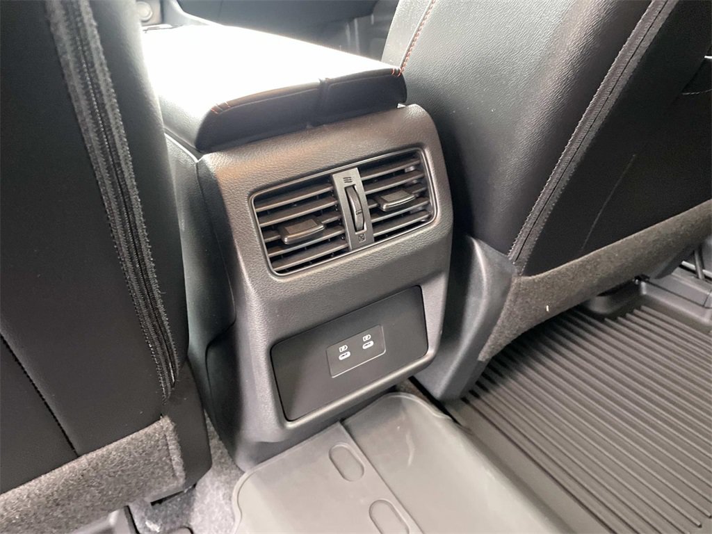 New 2026 Nissan Rogue SV AWD/4WD image 9