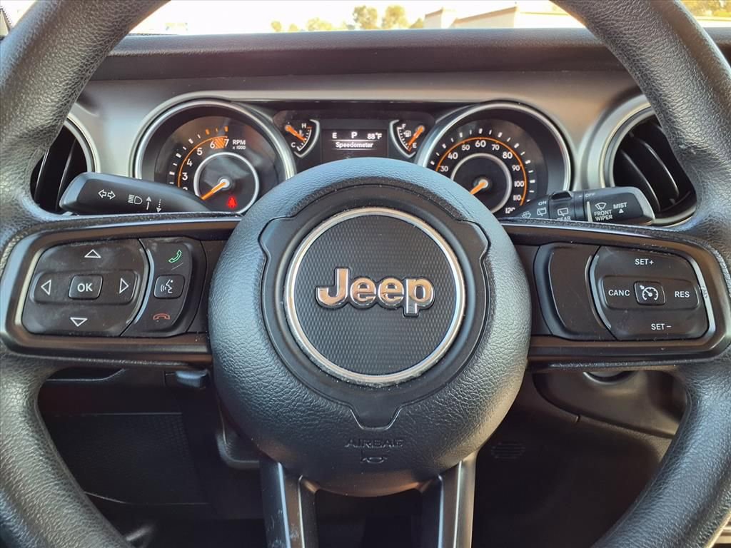 Used 2018 Jeep Wrangler Unlimited Sport image 21