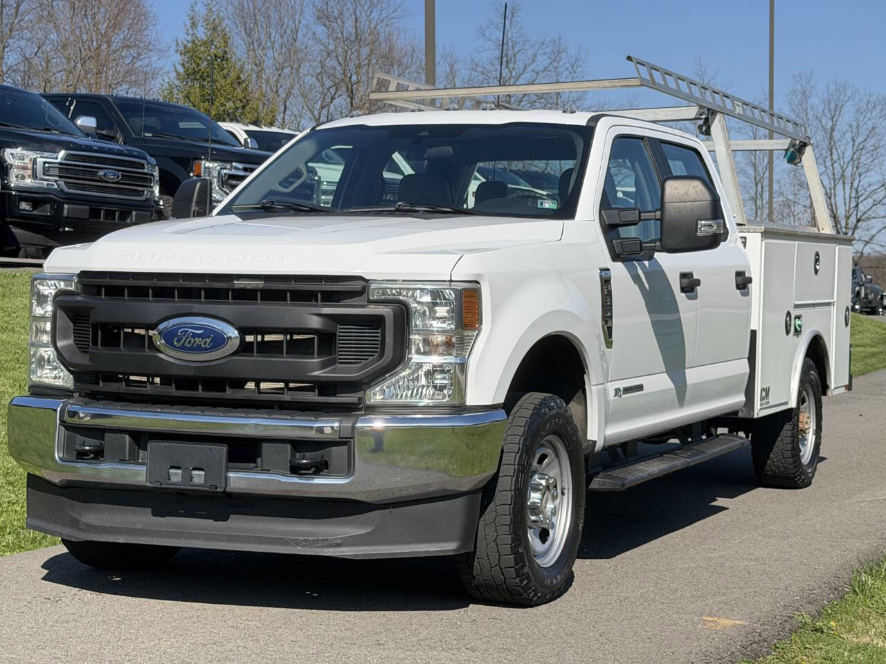 Used 2022 Ford F350 XL w/ Power Equipment Group image 1