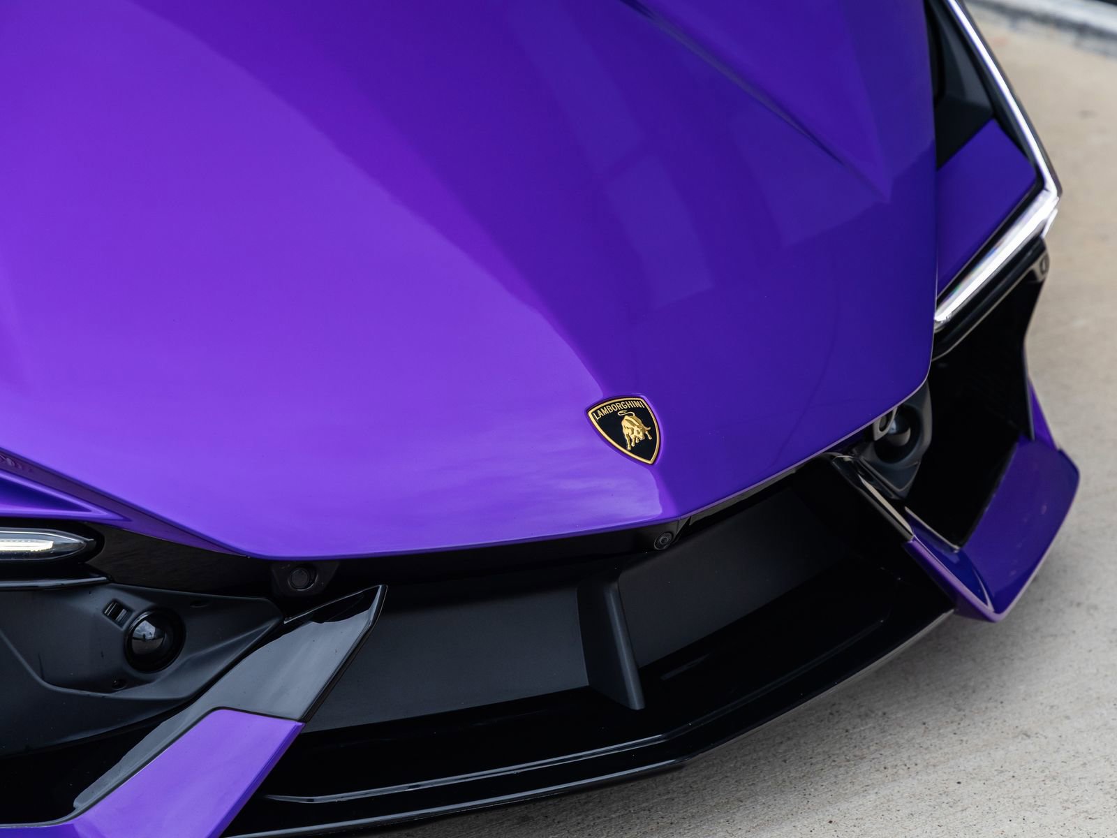 Used 2025 Lamborghini Revuelto AWD/4WD image 14