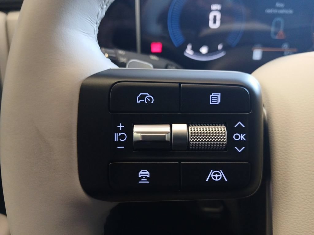 New 2027 Hyundai Santa Fe SE FWD image 17