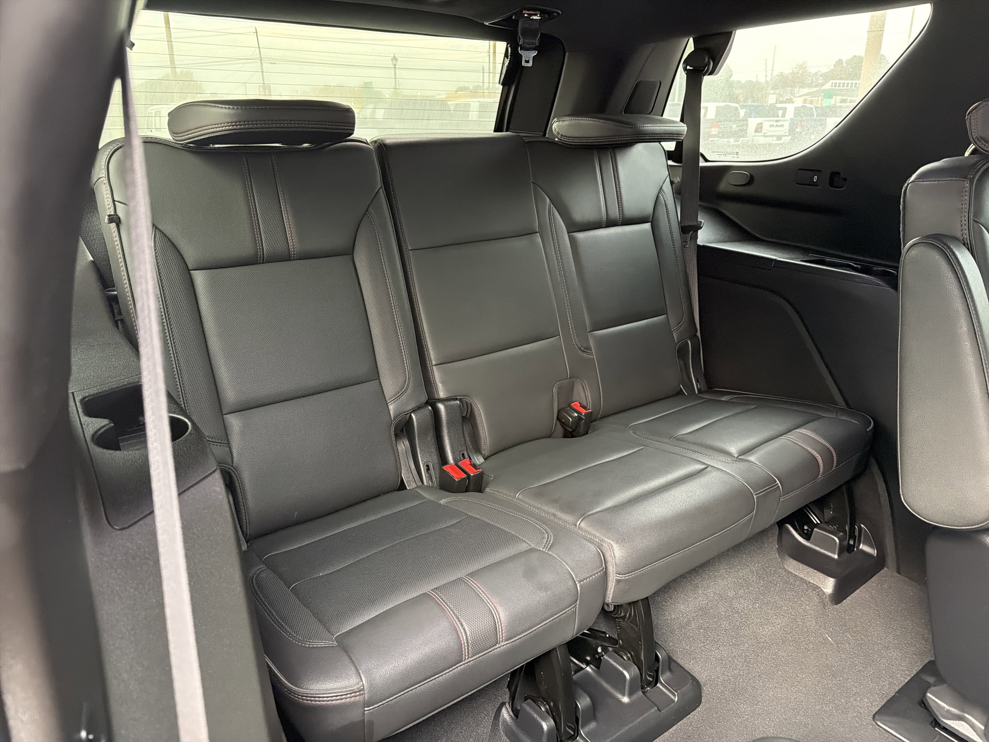 Used 2021 Chevrolet Tahoe RST w/ Luxury Package image 16