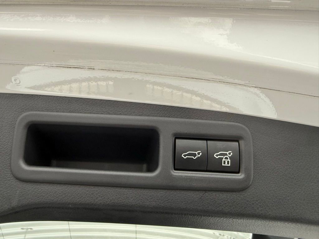 Used 2023 Lexus RX 500h F Sport image 19