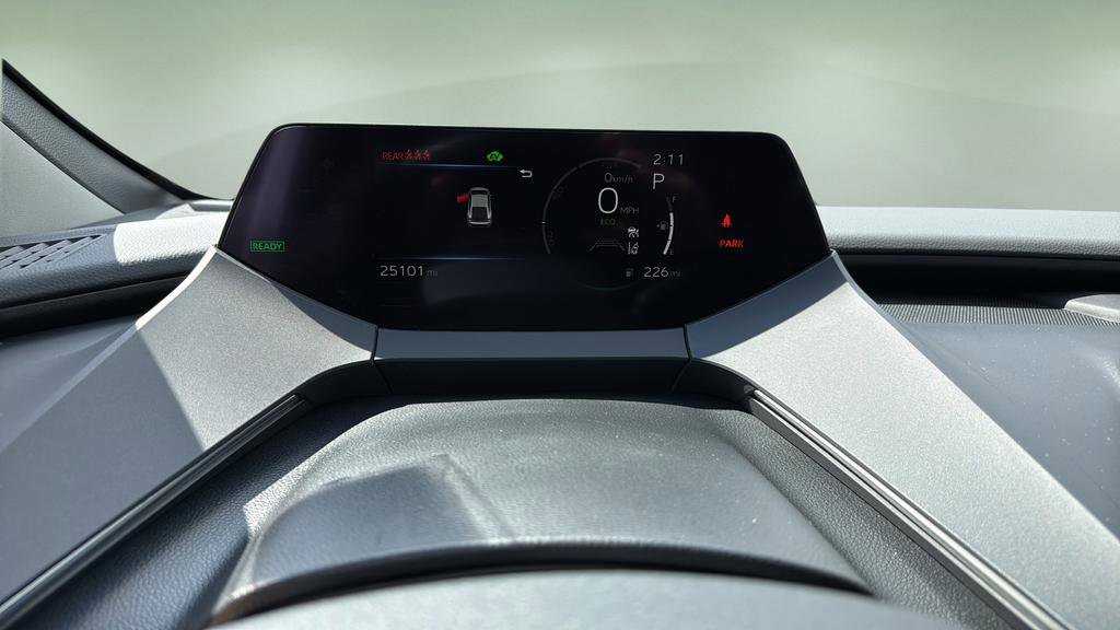 Used 2023 Toyota Prius XLE image 19