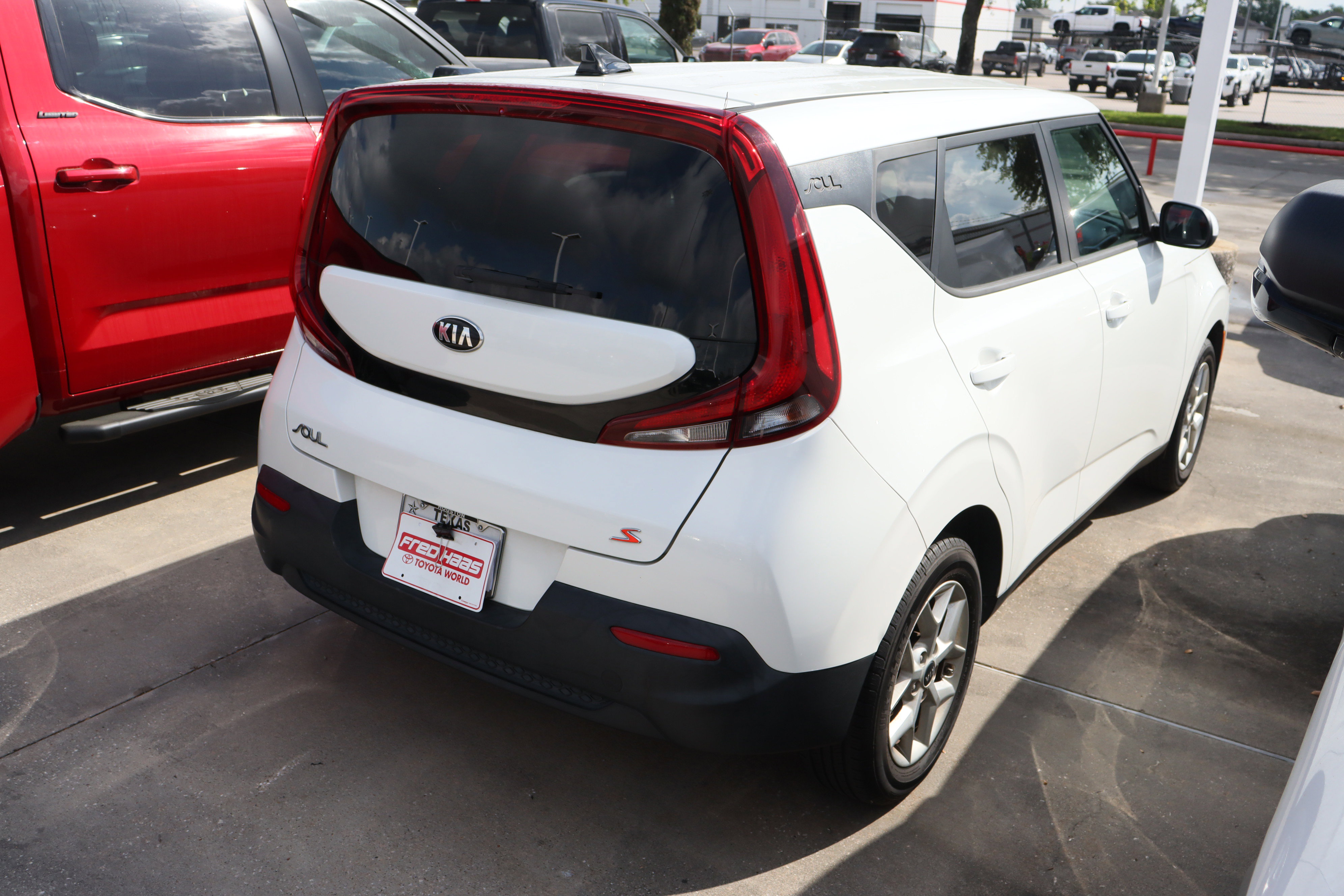 Used 2021 Kia Soul S image 10