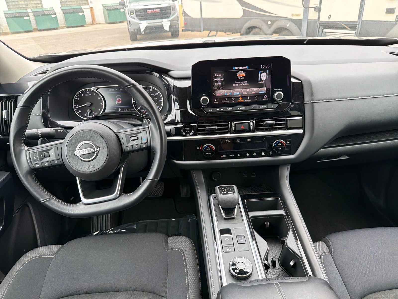 Used 2025 Nissan Pathfinder SV AWD/4WD image 25