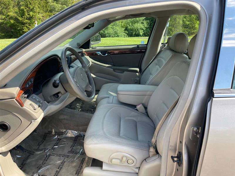 Used 2003 Cadillac De Ville w/ Comfort & Convenience Package FWD image 74
