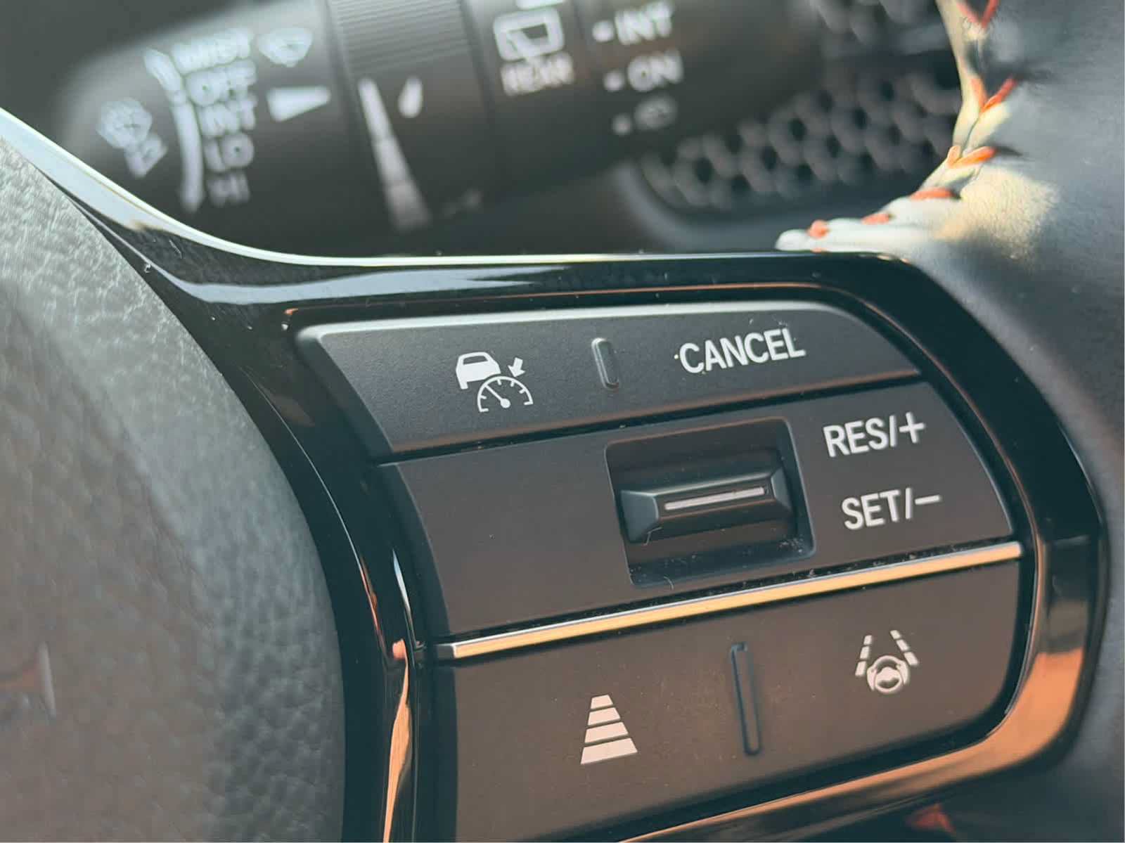 Used 2024 Honda HR-V Sport image 12