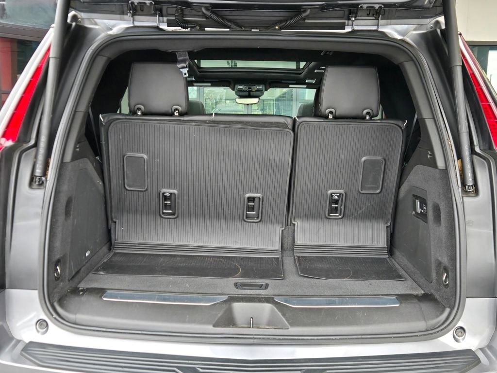 Used 2021 Cadillac Escalade Sport w/ Driver Assist Tech Package image 25