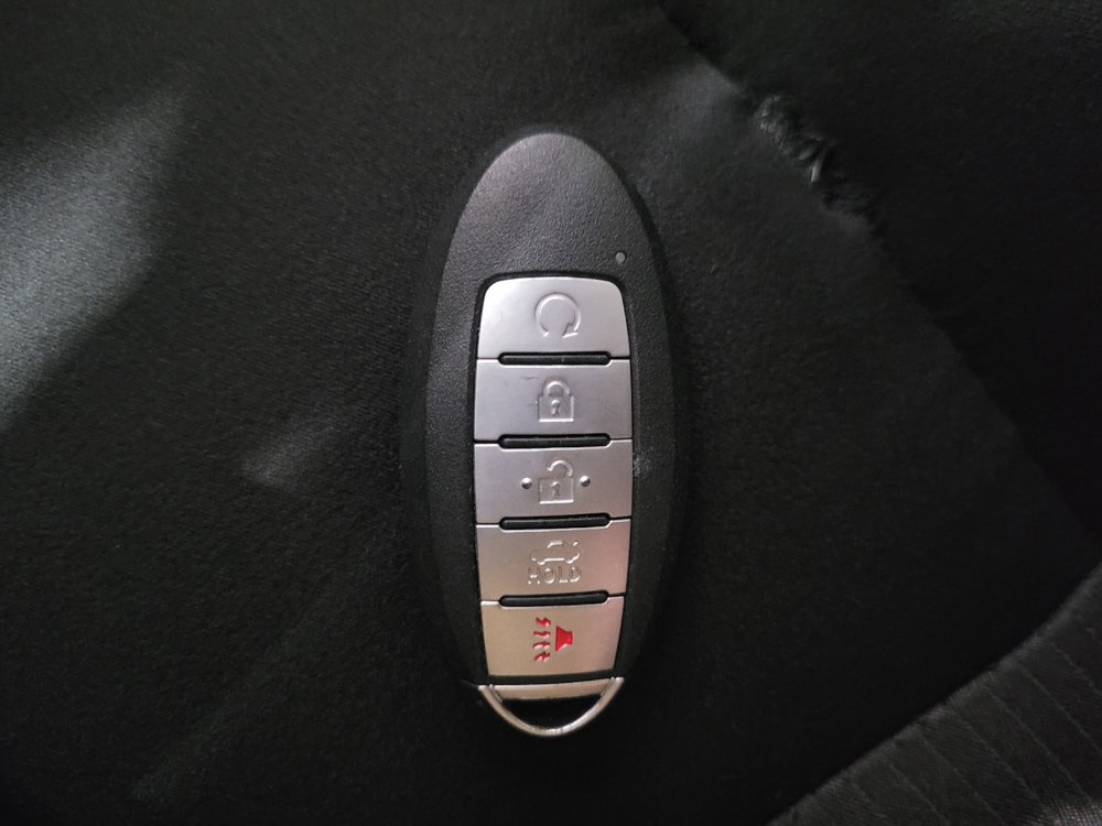 Used 2025 Nissan Altima 2.5 SV FWD image 32