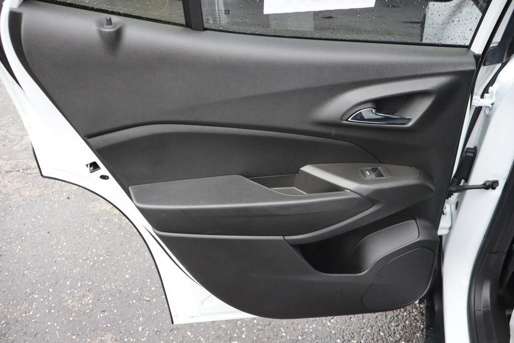 Used 2024 Chevrolet Trax LS image 24