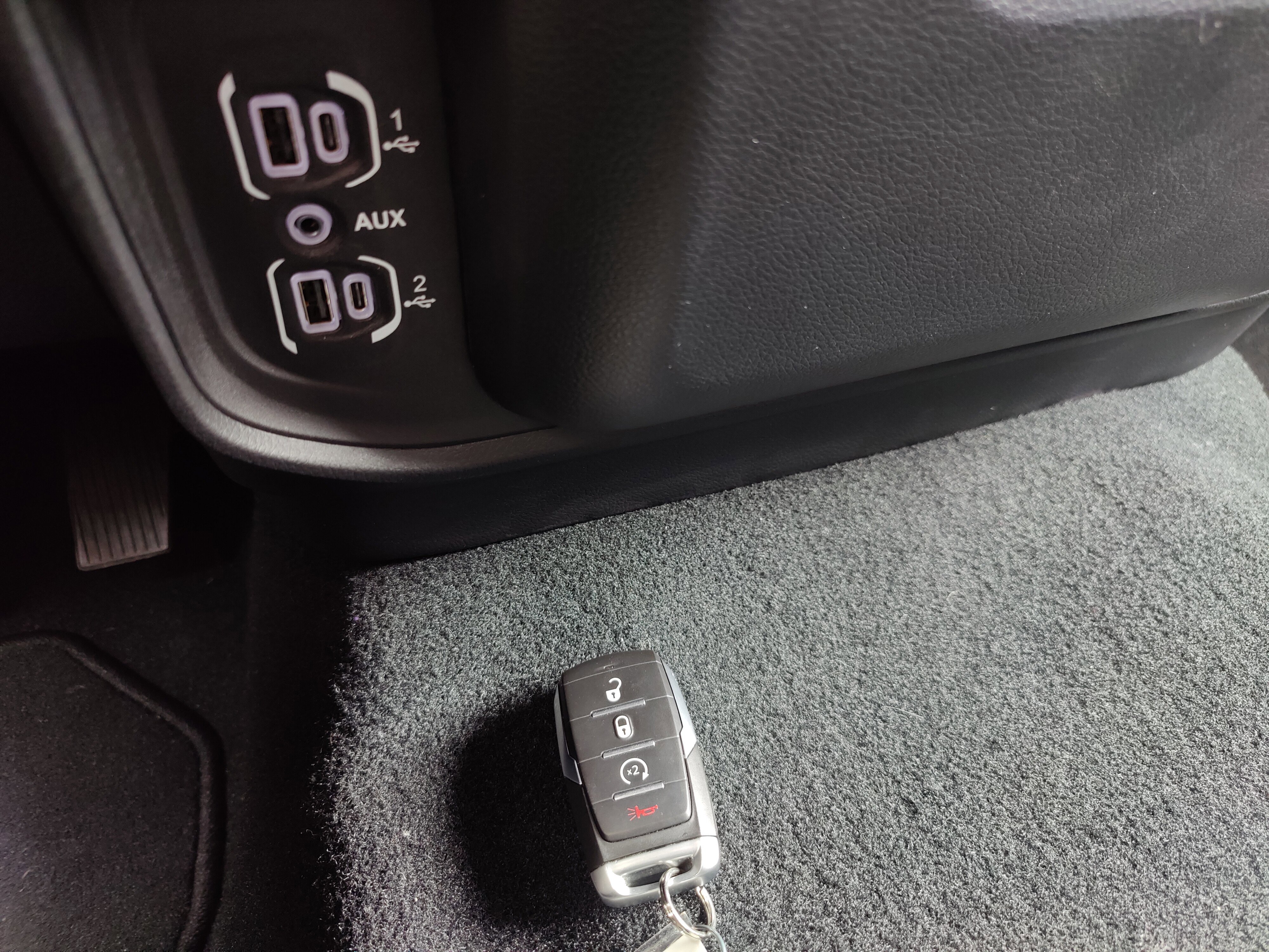 Used 2025 RAM 1500 Tradesman image 20