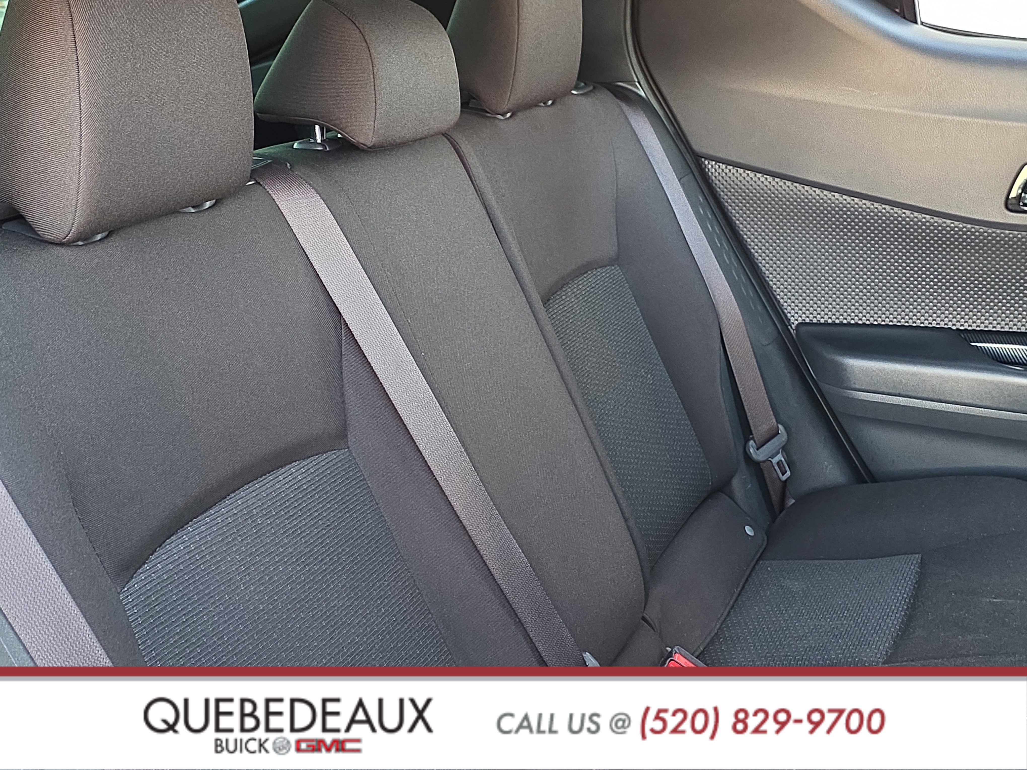 Used 2019 Toyota C-HR XLE FWD image 24