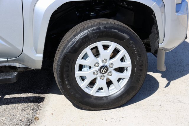 New 2025 Toyota Tacoma SR5 image 9