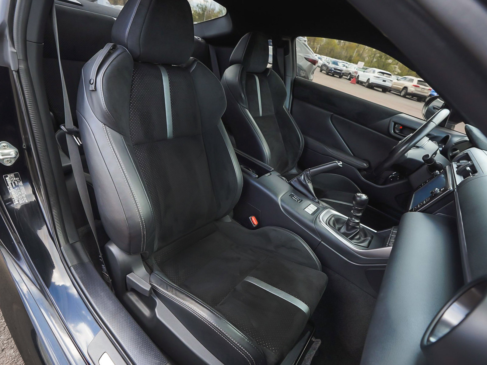 Used 2023 Toyota GR86 Premium w/ ALL Weather Mat Package (TMS) RWD image 31