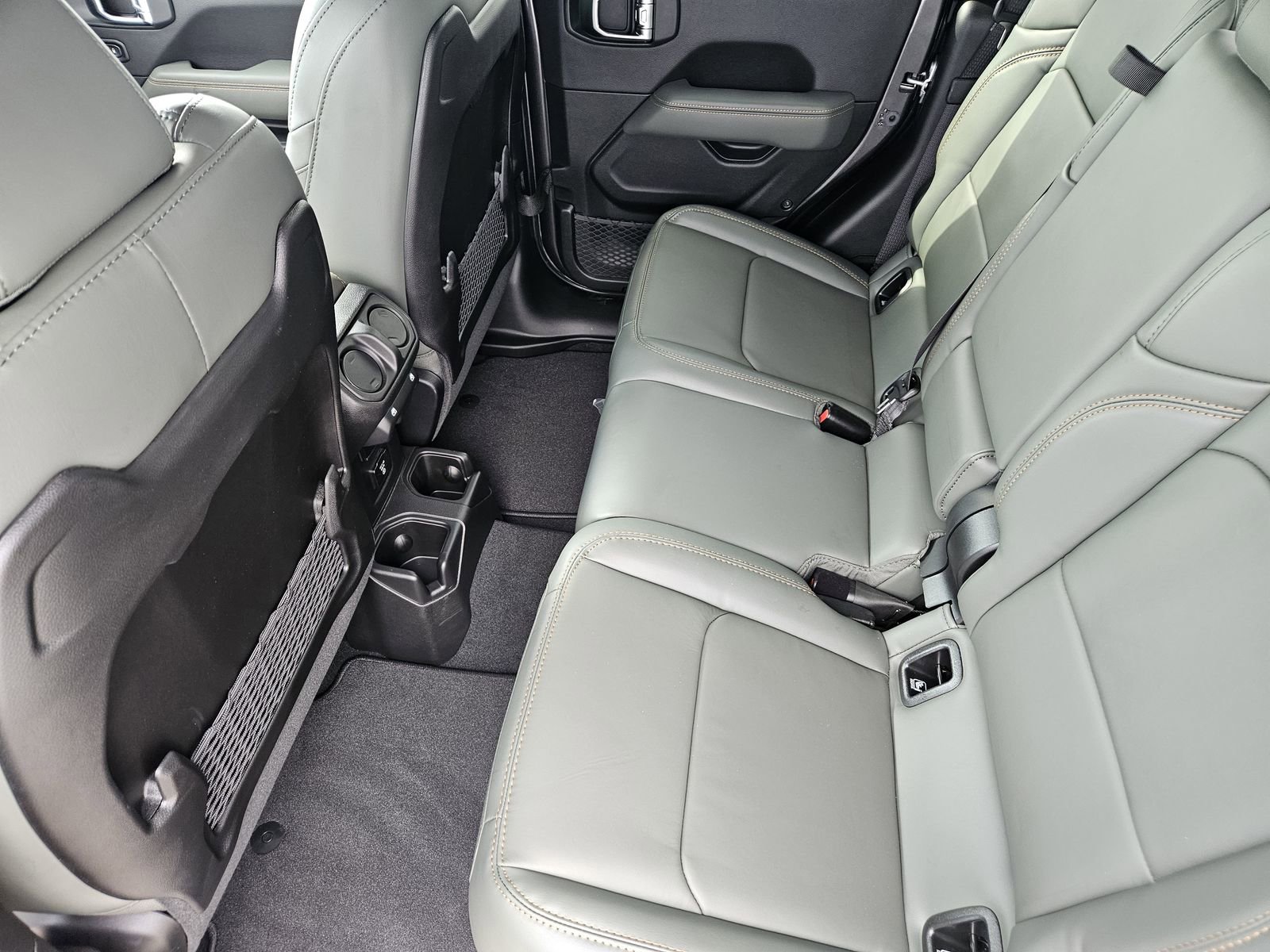 New 2026 Jeep Gladiator Mojave image 27