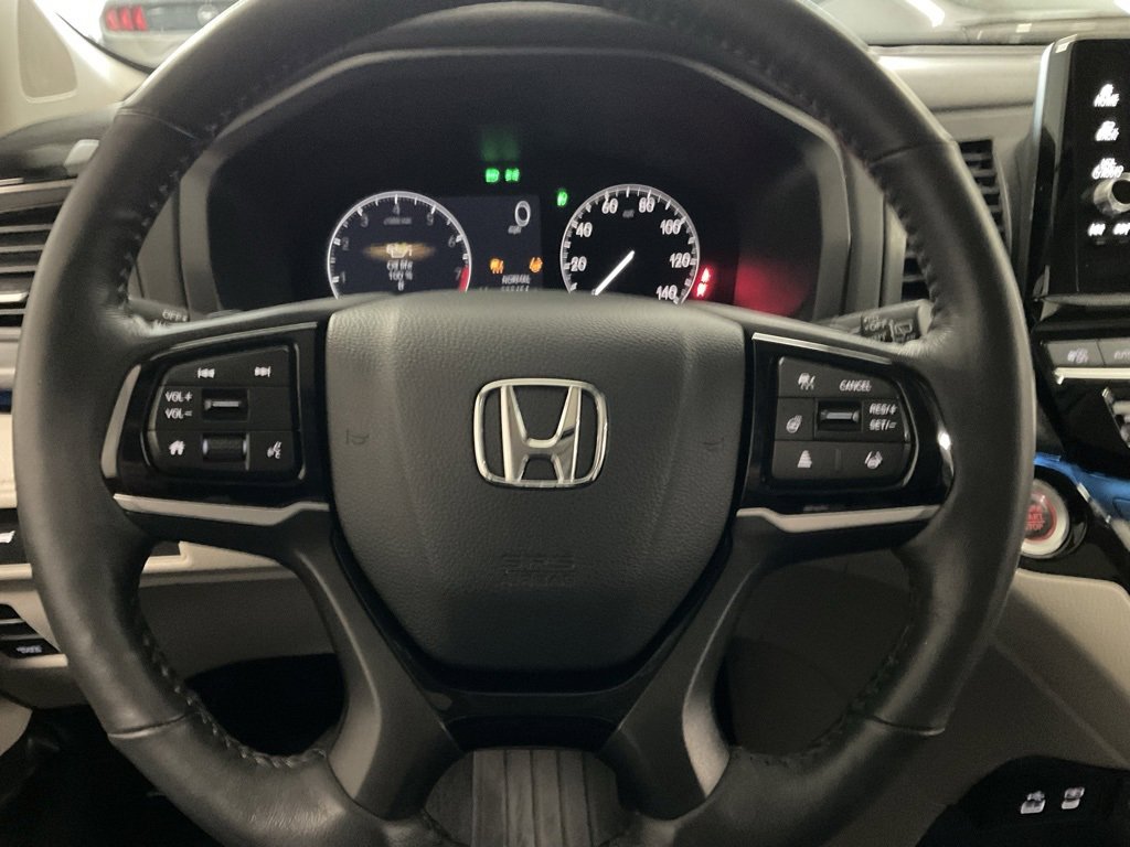 Used 2025 Honda Odyssey Elite image 11