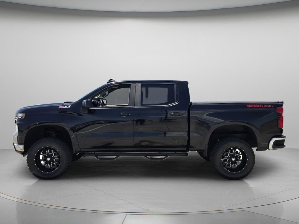 Used 2019 Chevrolet Silverado 1500 LT AWD/4WD image 4