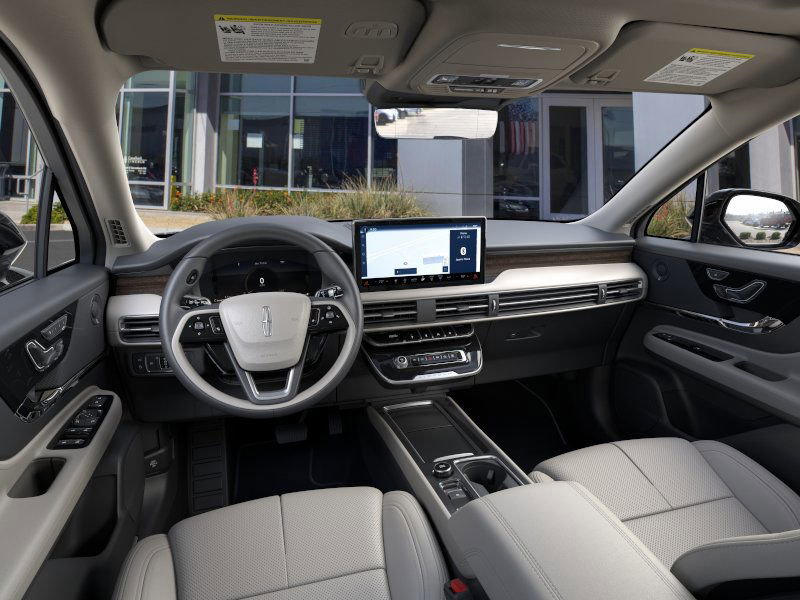 New 2026 Lincoln Corsair Grand Touring image 9