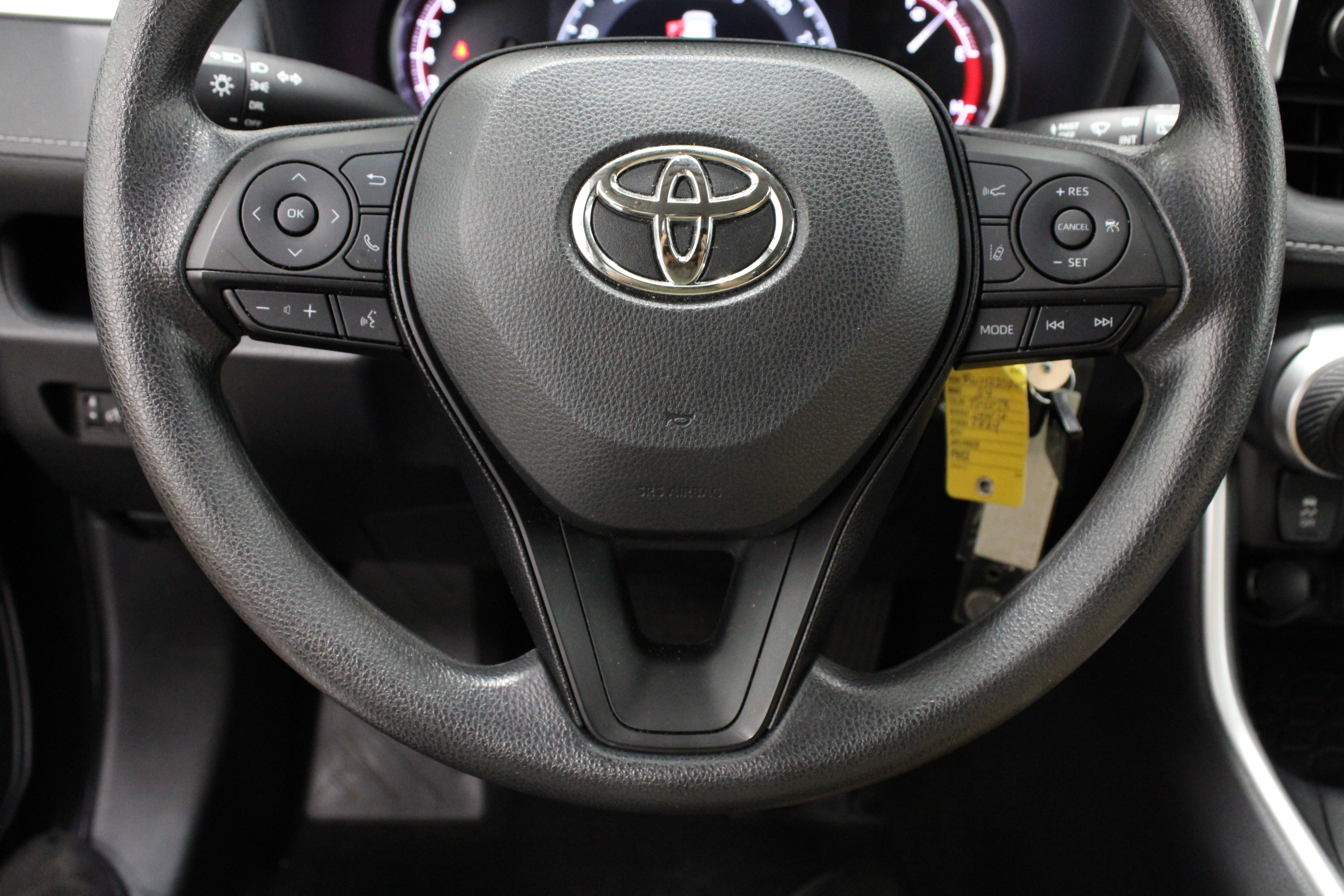 Certified 2024 Toyota RAV4 LE FWD image 21