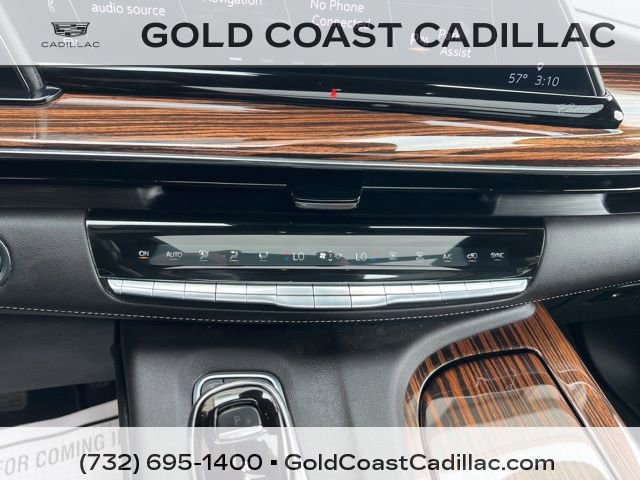 Used 2021 Cadillac Escalade Premium Luxury w/ Driver Assist Tech Package image 33