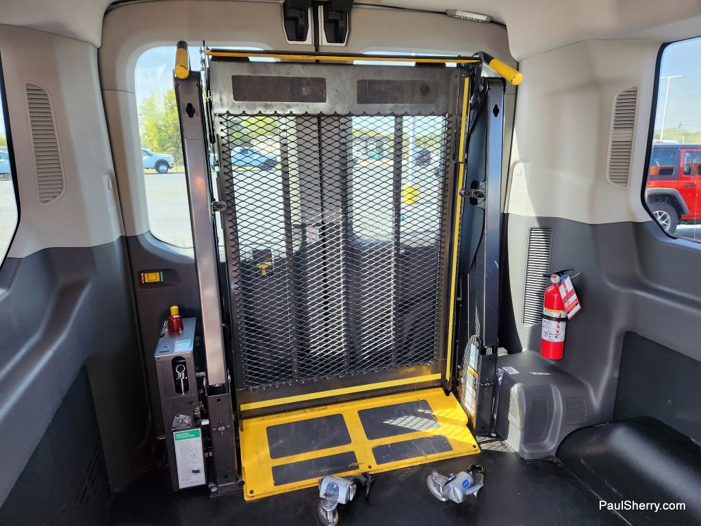 Used 2020 Ford Transit 150 XL image 56