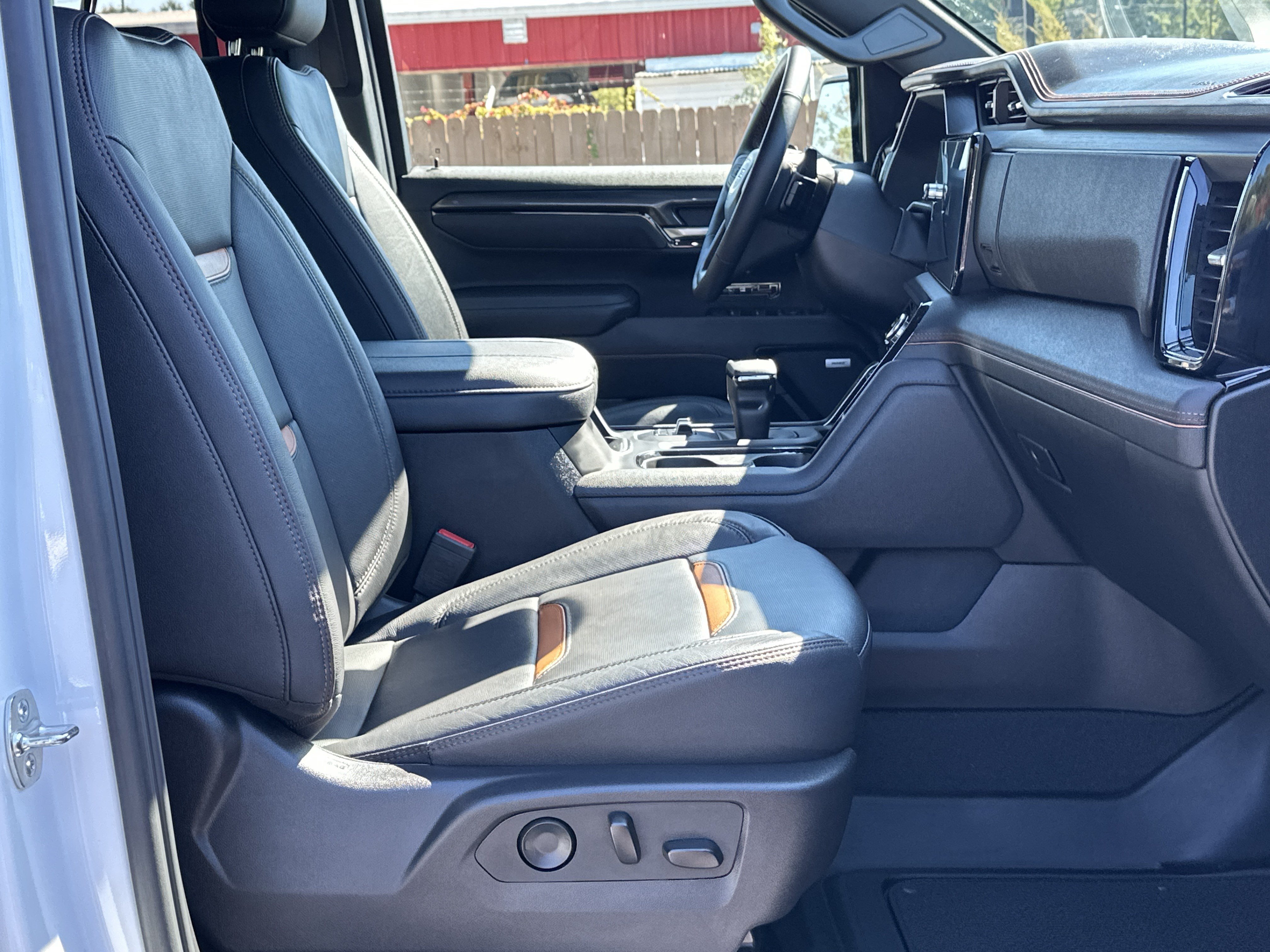 Used 2026 GMC Sierra 1500 AT4 w/ AT4 Premium Package AWD/4WD image 12