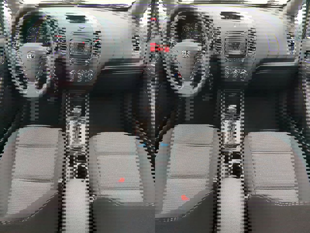 Used 2017 Kia Forte LX image 13