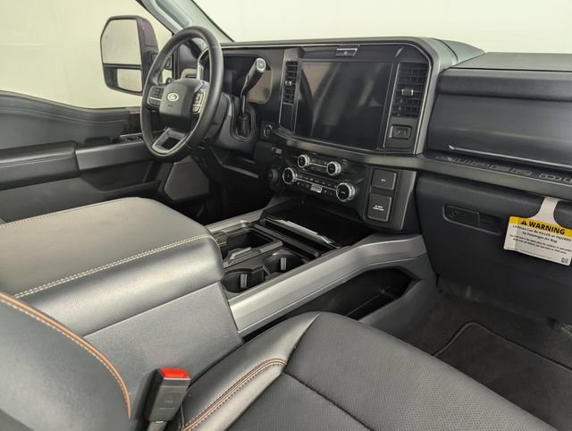 Used 2026 Ford F350 Lariat w/ Black Appearance Package AWD/4WD image 22