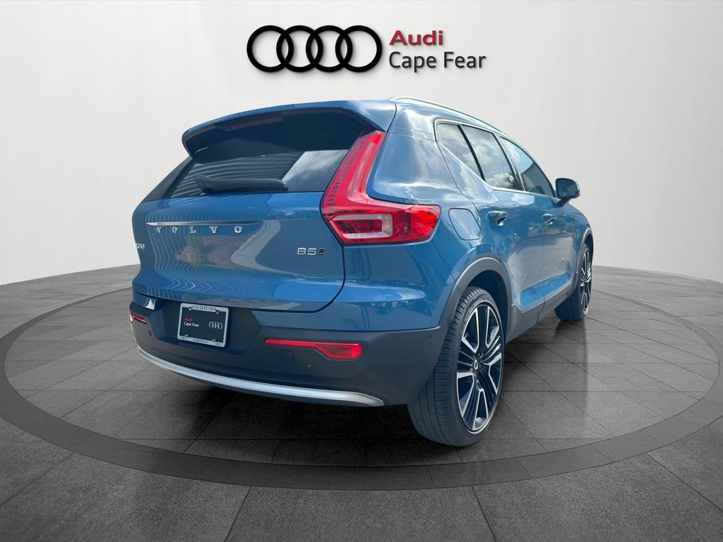 Used 2025 Volvo XC40 B5 Ultra w/ Climate Package AWD/4WD image 5