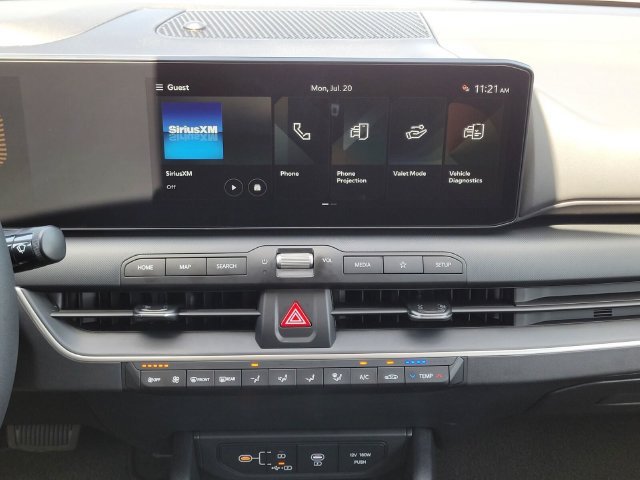 New 2026 Kia K4 FWD image 14