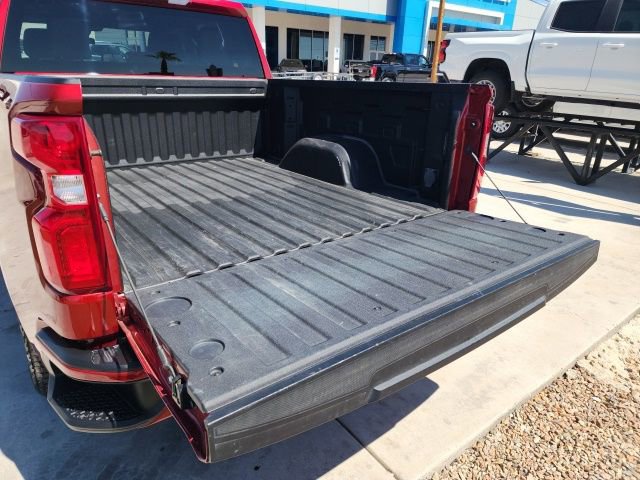 Used 2024 Chevrolet Silverado 1500 RST w/ Z71 Off-Road Package AWD/4WD image 18