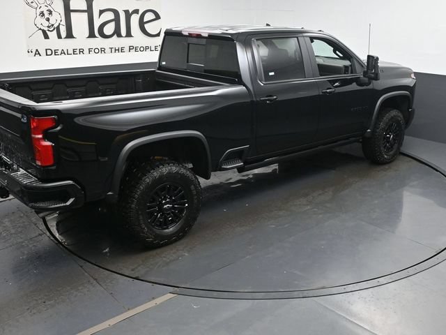 New 2026 Chevrolet Silverado 2500 ZR2 w/ LPO, Dark Essentials Package AWD/4WD image 18