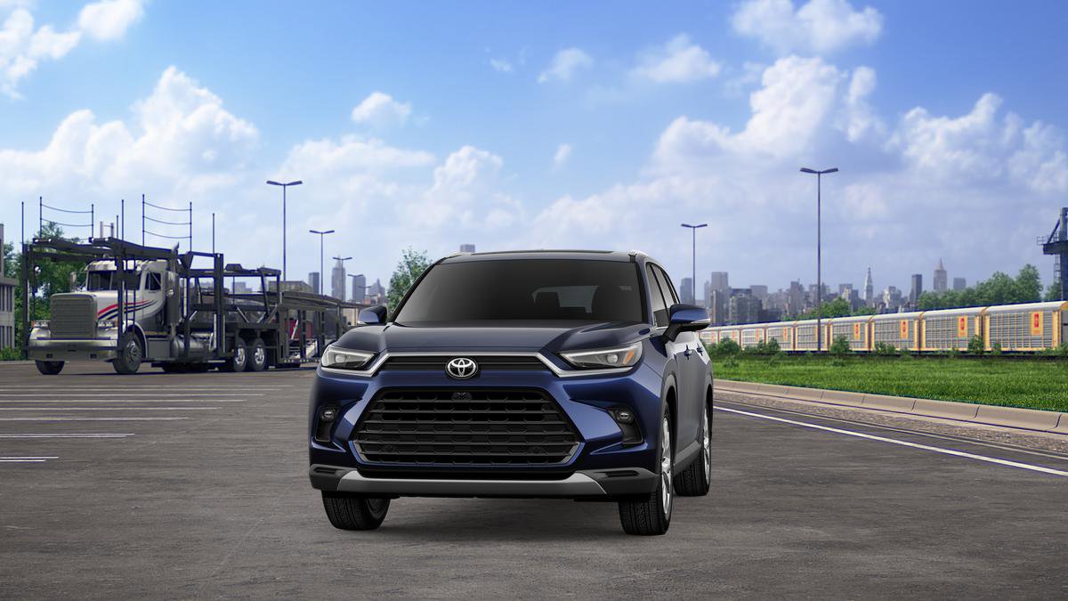 New 2026 Toyota Grand Highlander Limited image 3