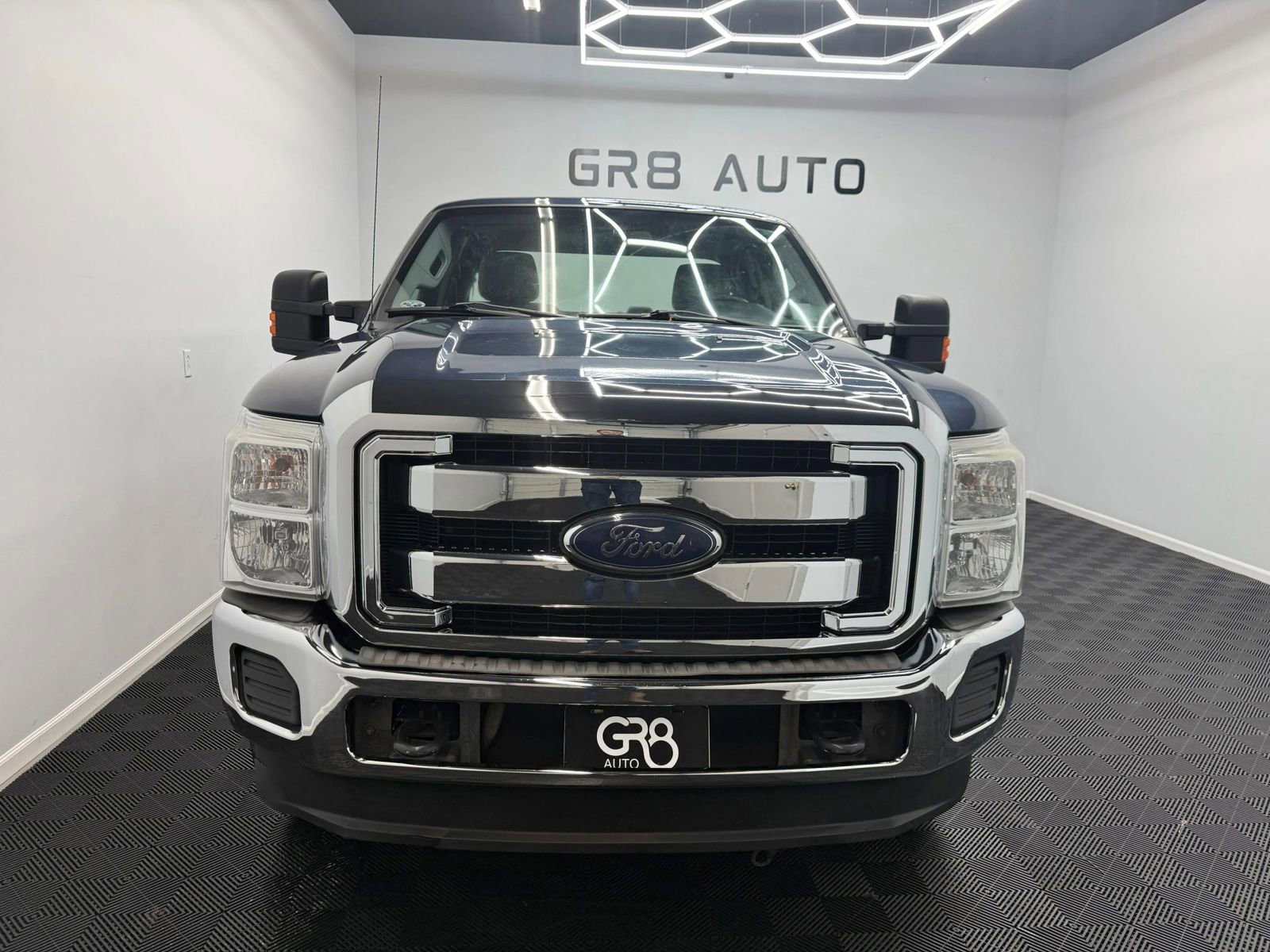 Used 2015 Ford F250 XL w/ Power Equipment Group image 2