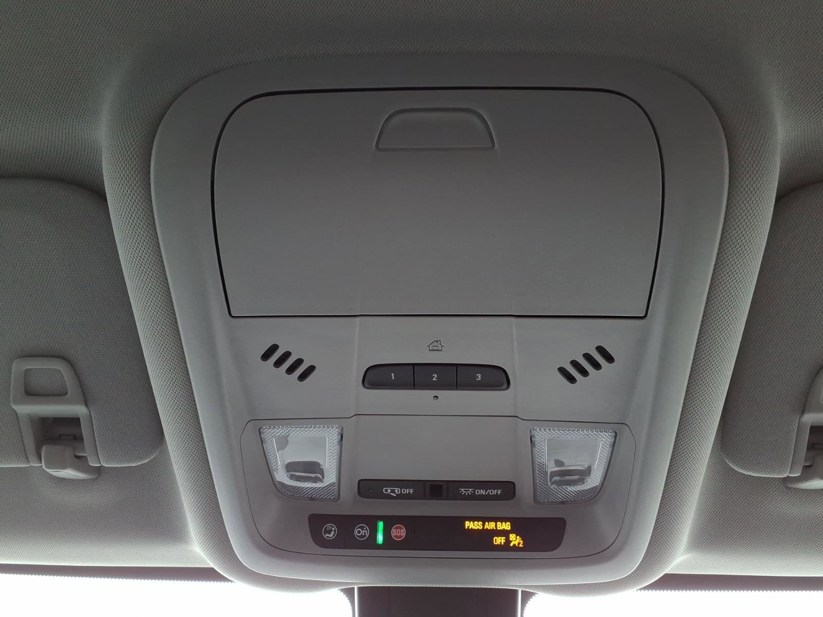 Used 2023 Chevrolet Equinox Premier image 22