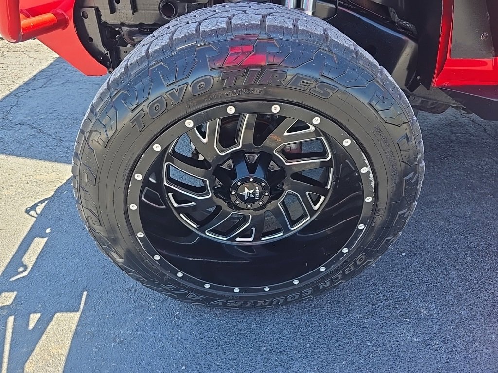 Used 2015 Jeep Wrangler Unlimited Sahara w/ Max Tow Package image 4