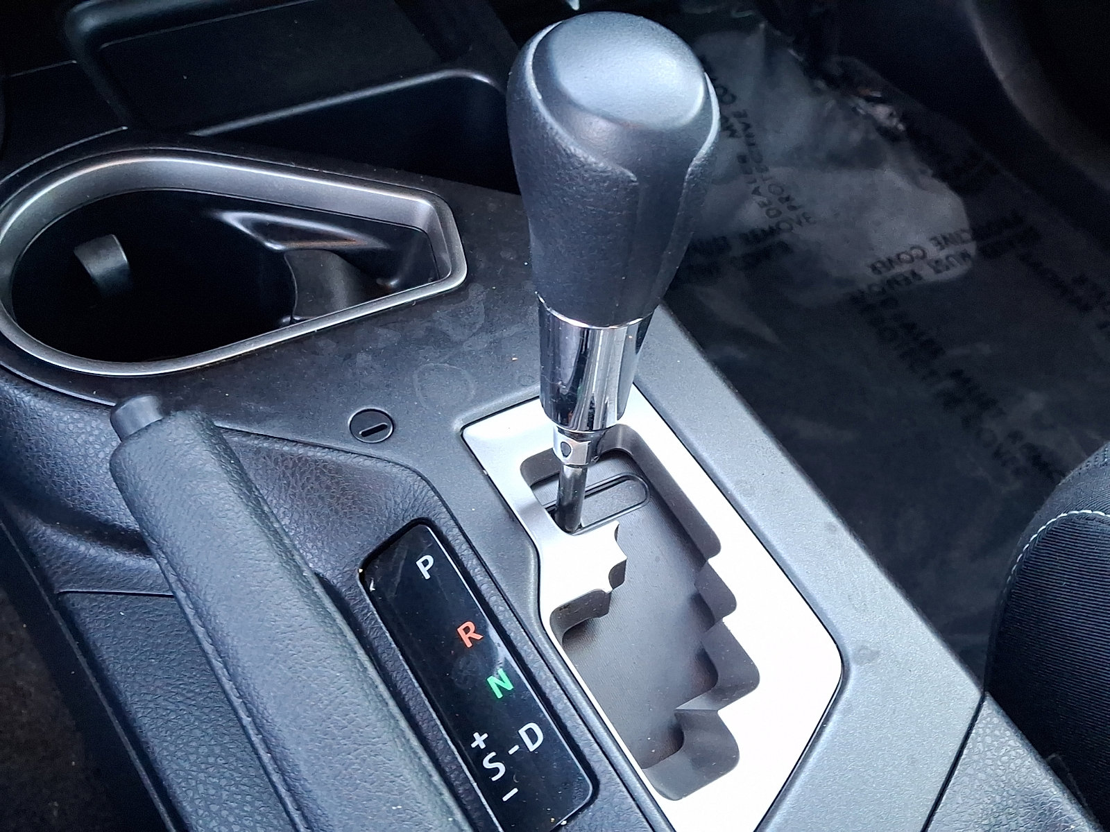 Used 2018 Toyota RAV4 XLE w/ Plus Extra Value Package image 16