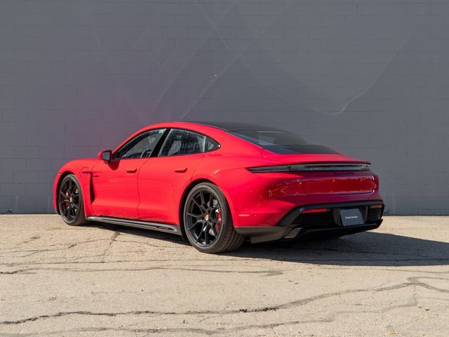 New 2026 Porsche Taycan GTS image 3