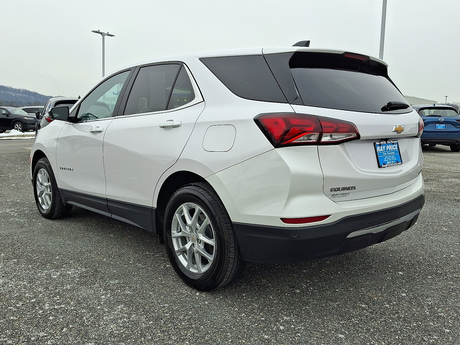 Used 2024 Chevrolet Equinox LT image 4