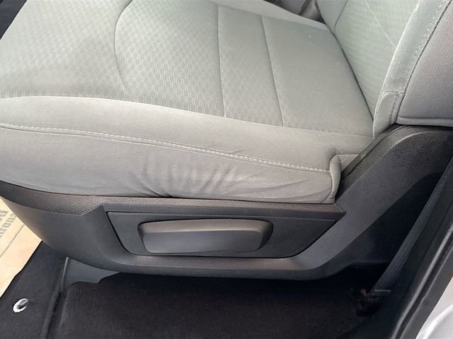 Used 2014 RAM 1500 Express AWD/4WD image 19