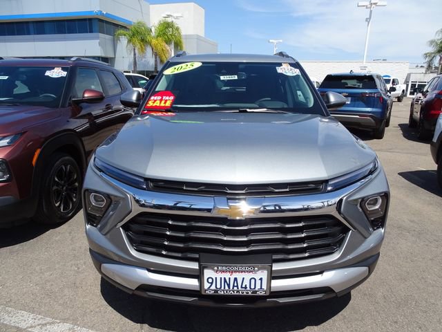 Used 2025 Chevrolet TrailBlazer LT w/ Convenience Package AWD/4WD image 6