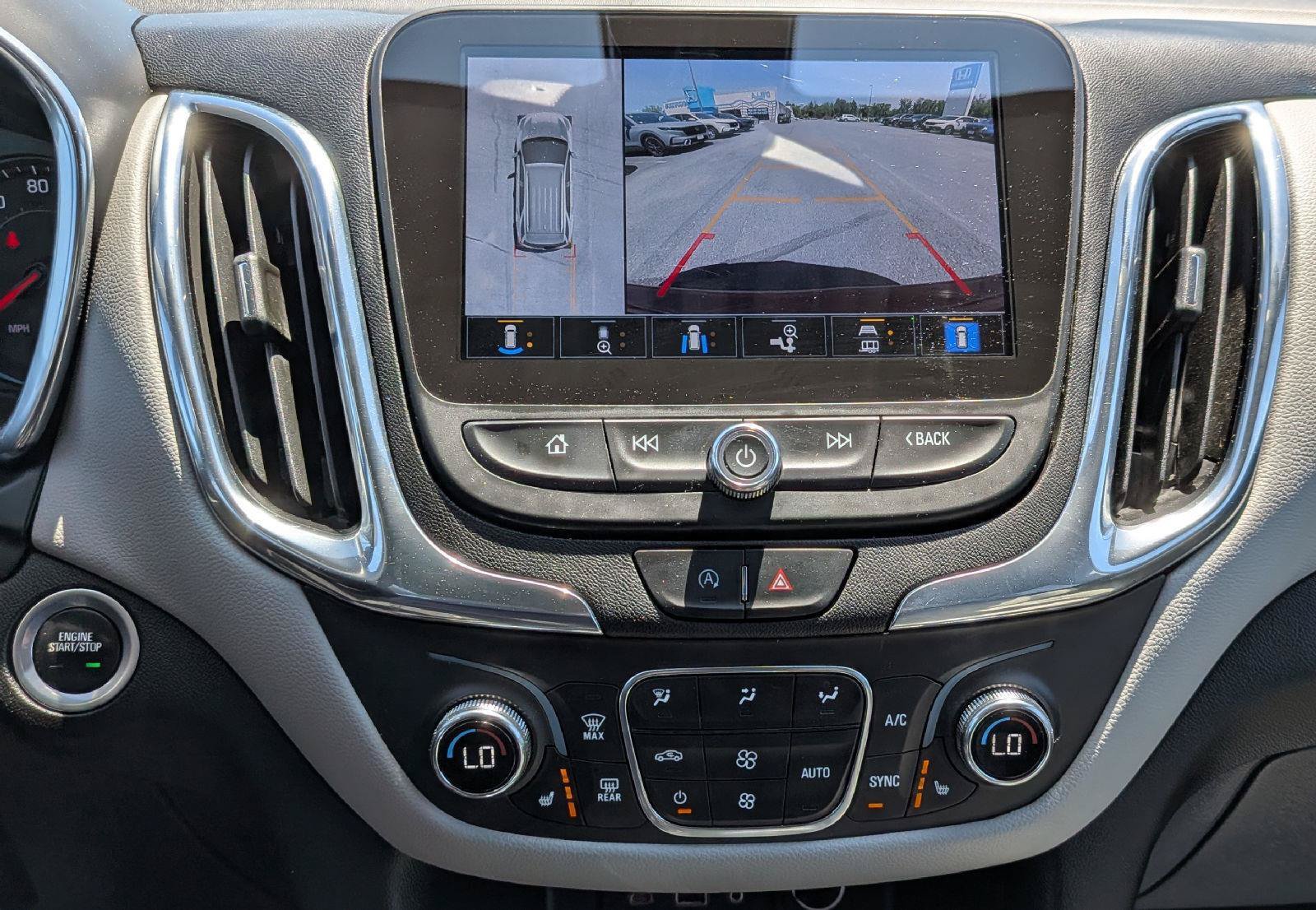 Used 2023 Chevrolet Equinox LT AWD/4WD image 19