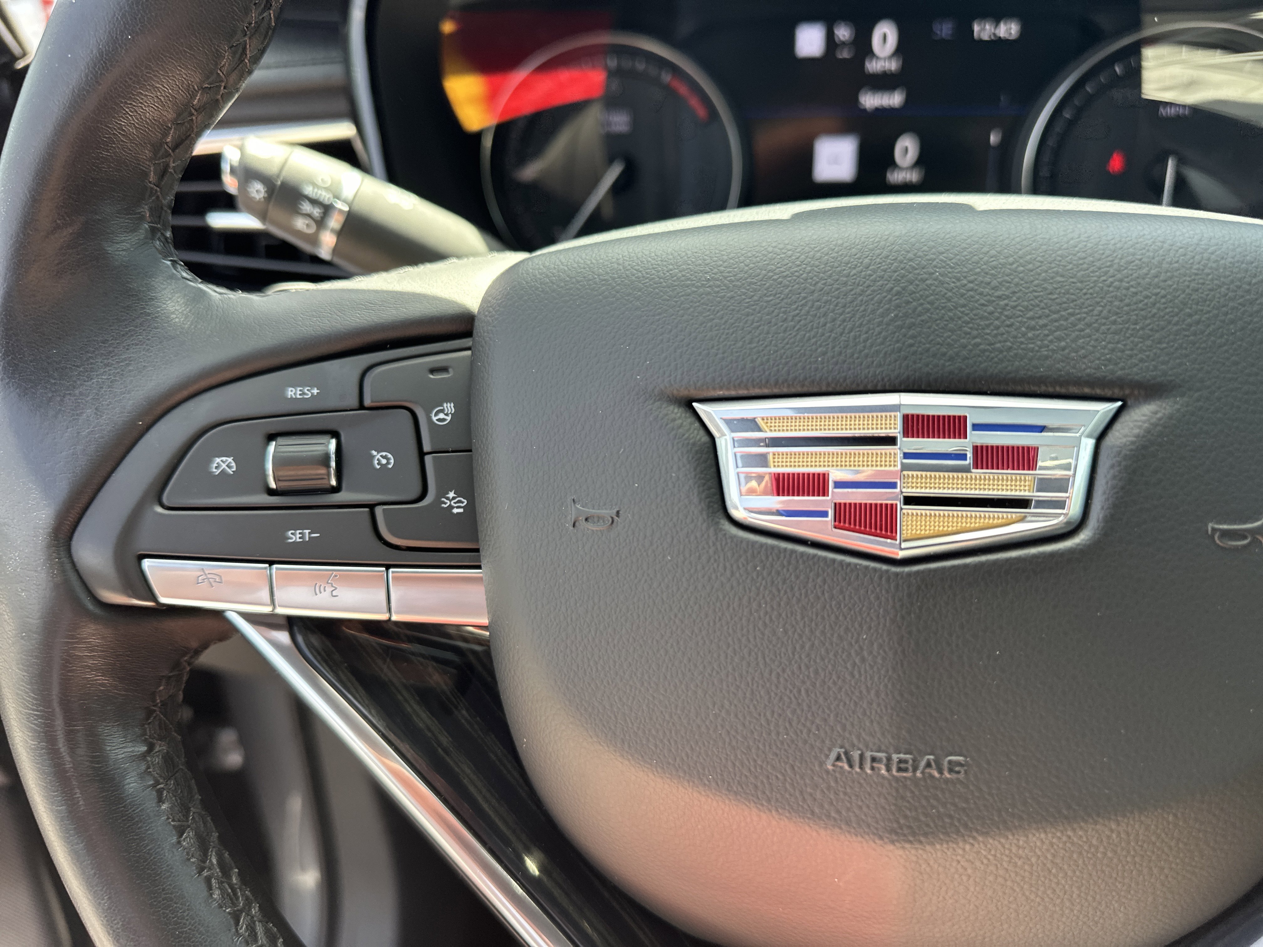 Used 2021 Cadillac XT6 Premium Luxury image 26