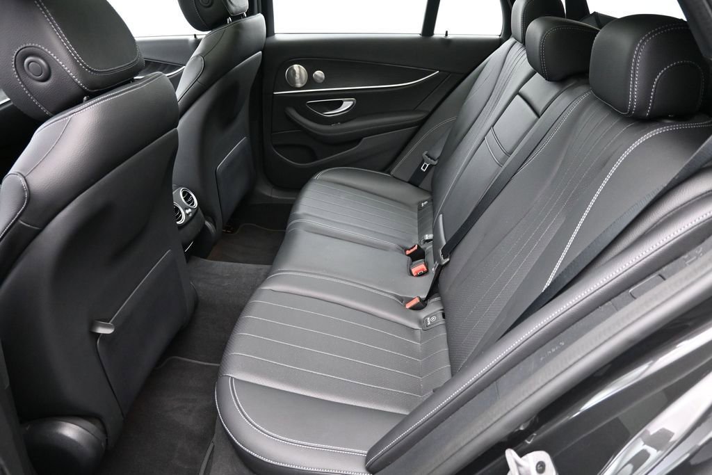 Used 2023 Mercedes-Benz E 450 4MATIC All-Terrain Wagon image 7