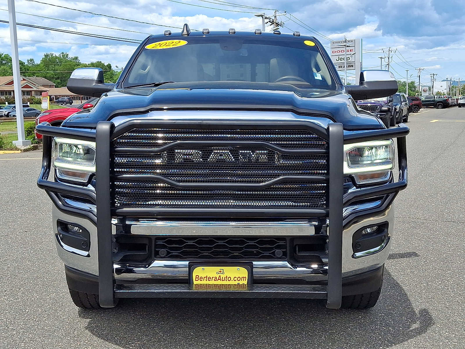 Used 2022 RAM 3500 Laramie AWD/4WD image 2